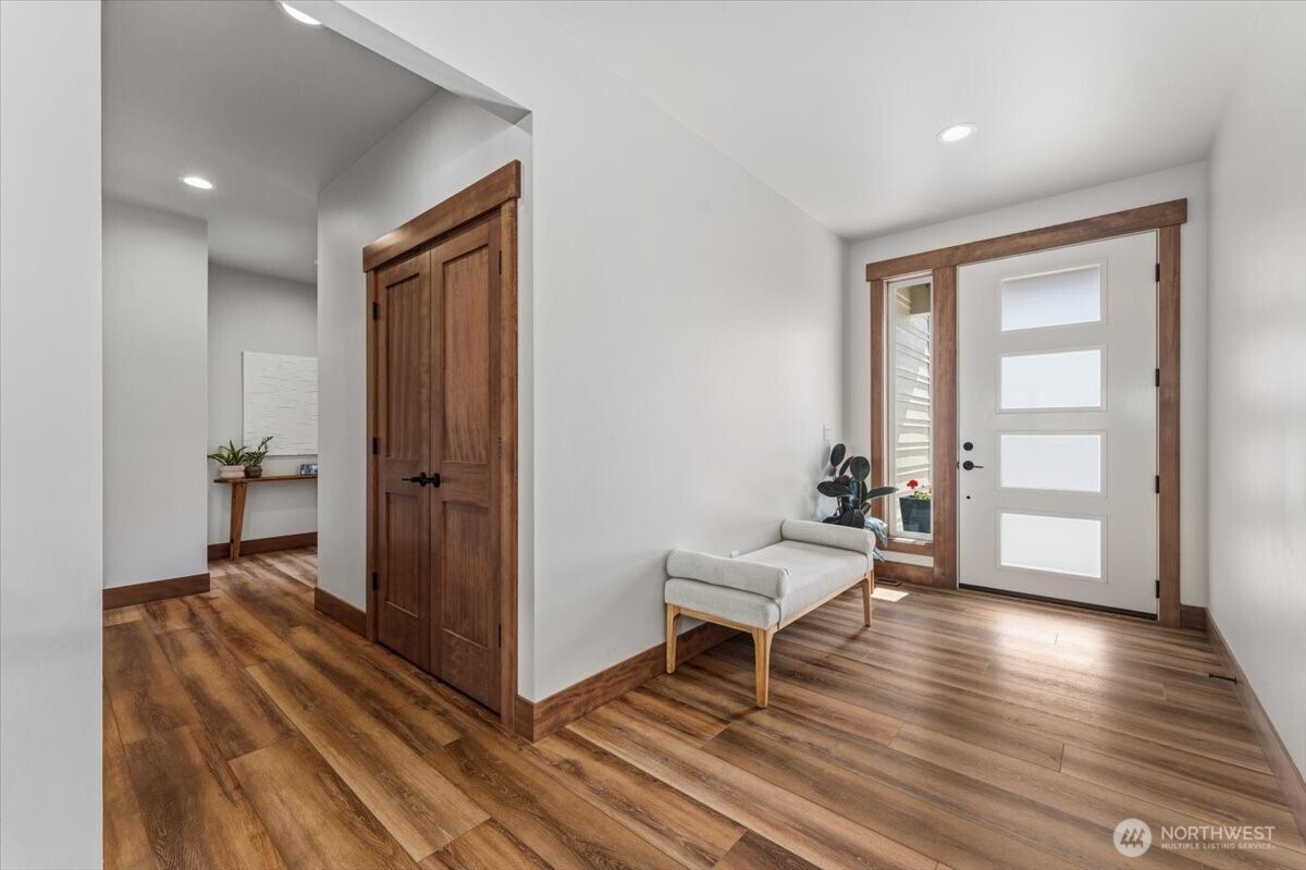 2637 Patriot Way SE, East Wenatchee, WA 98802