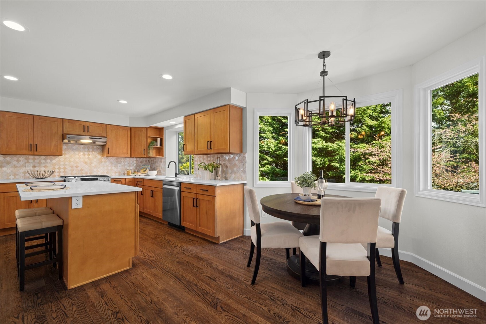 7204 153rd Avenue NE, Redmond, WA 98052