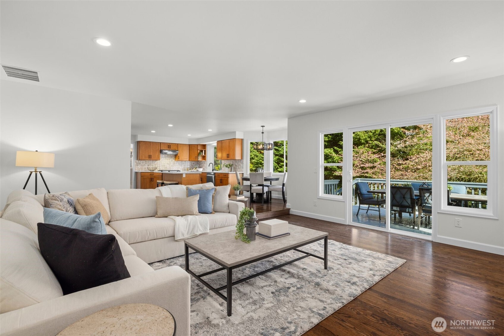 7204 153rd Avenue NE, Redmond, WA 98052