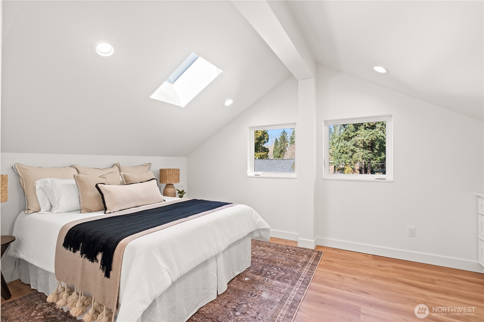 2905 Cedarwood Avenue , Bellingham, WA 98225