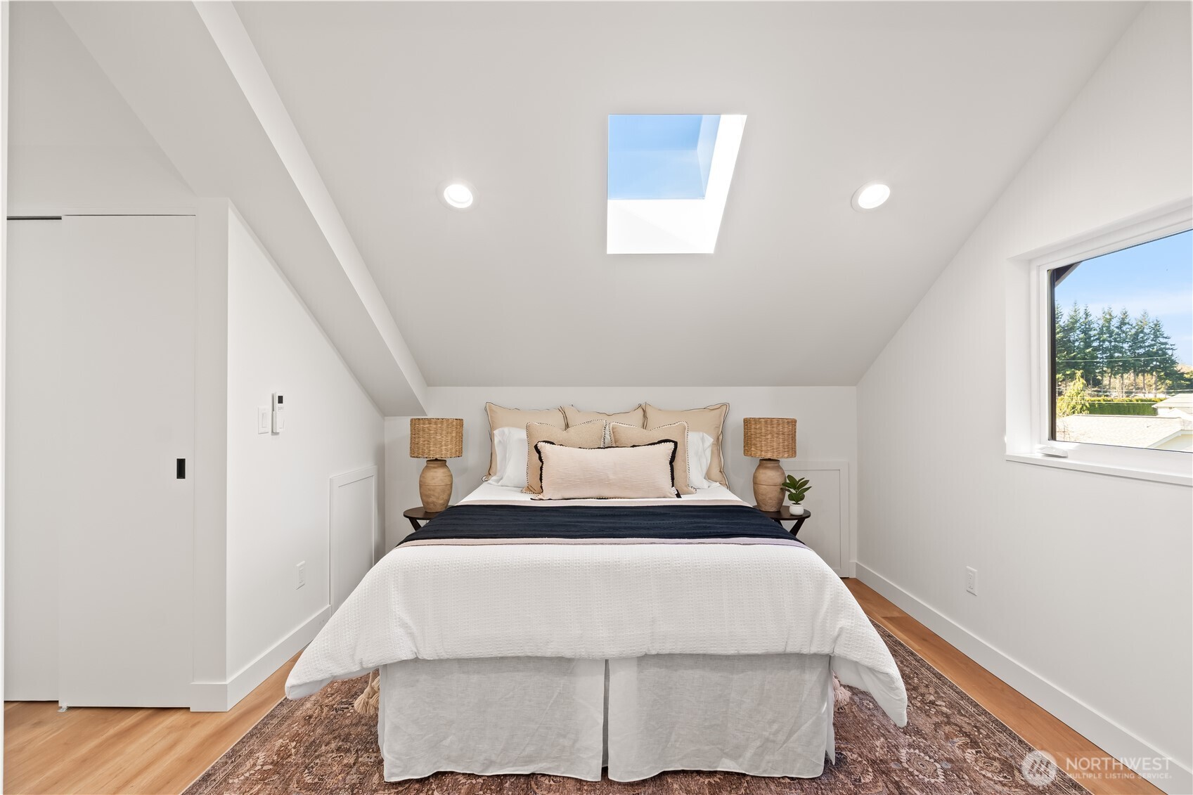 2905 Cedarwood Avenue , Bellingham, WA 98225