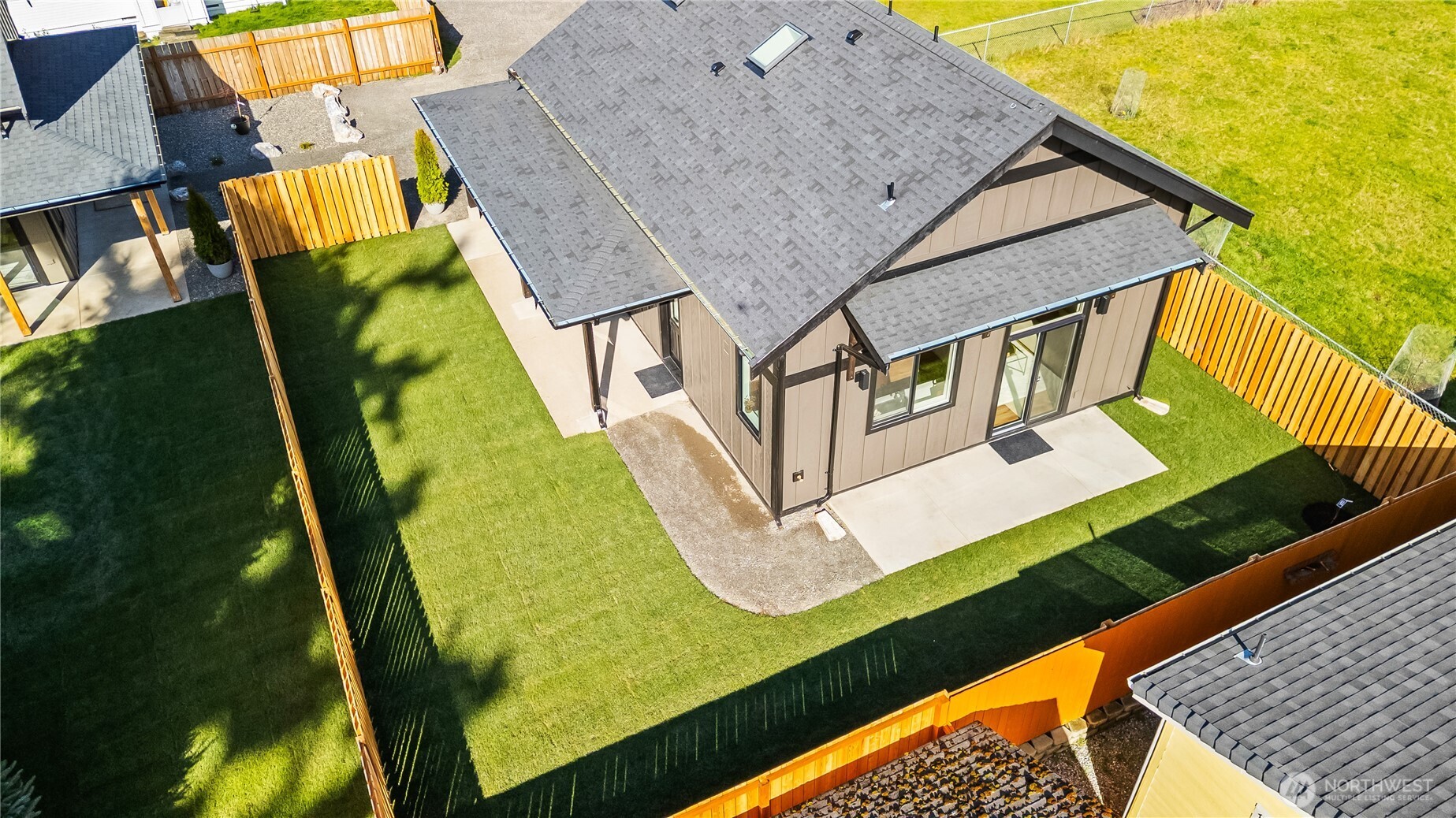 2905 Cedarwood Avenue , Bellingham, WA 98225