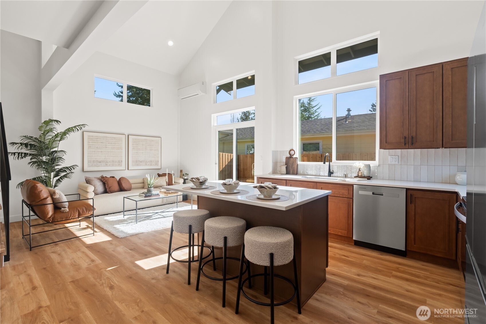 2905 Cedarwood Avenue , Bellingham, WA 98225