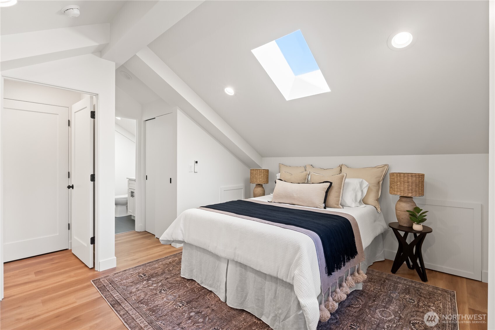 2905 Cedarwood Avenue , Bellingham, WA 98225