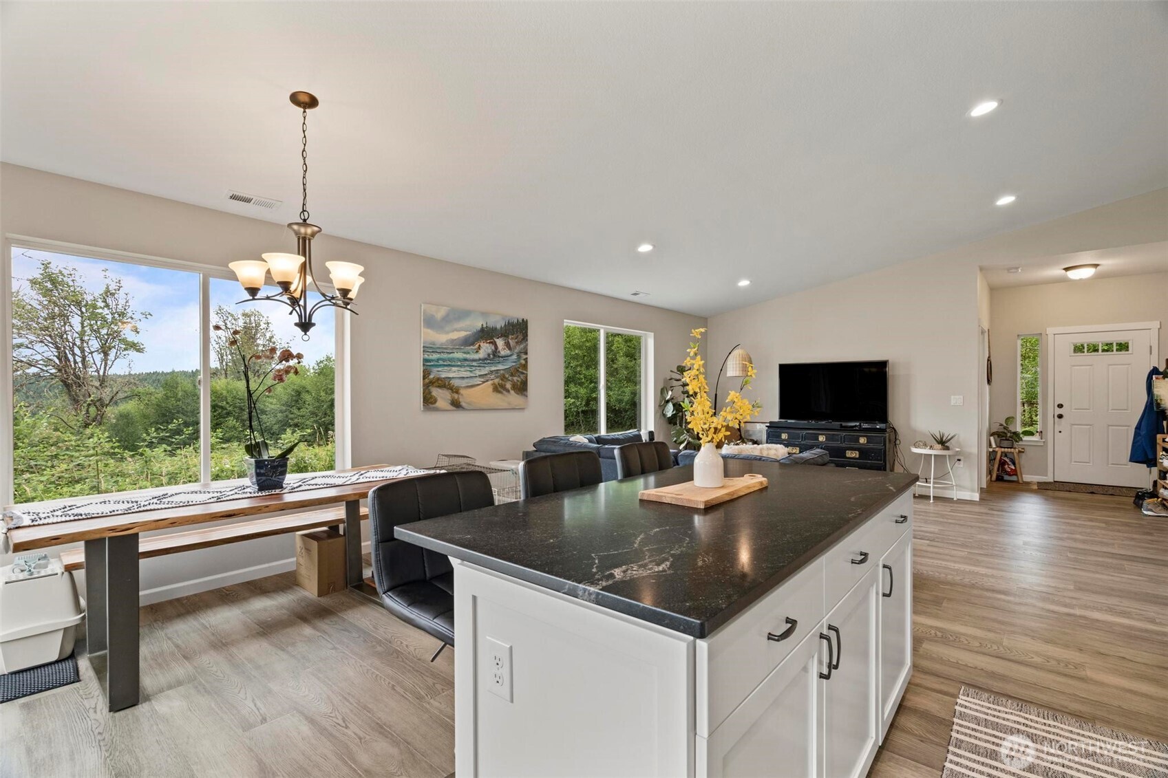 144 38 18 Loop Road , Centralia, WA 98531