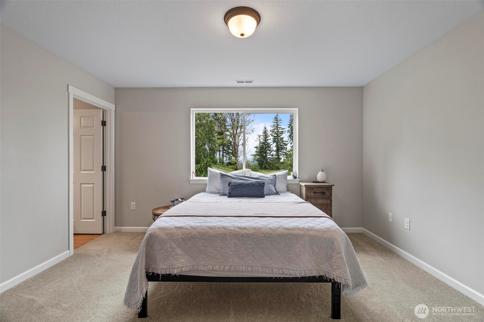 144 38 18 Loop Road , Centralia, WA 98531