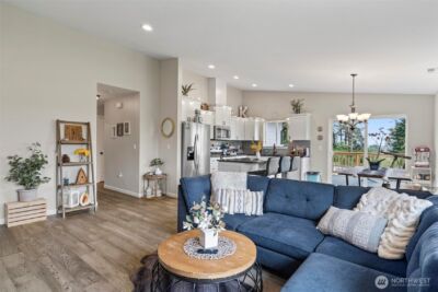 144 38 18 Loop Road , Centralia, WA 98531 - Photo 5