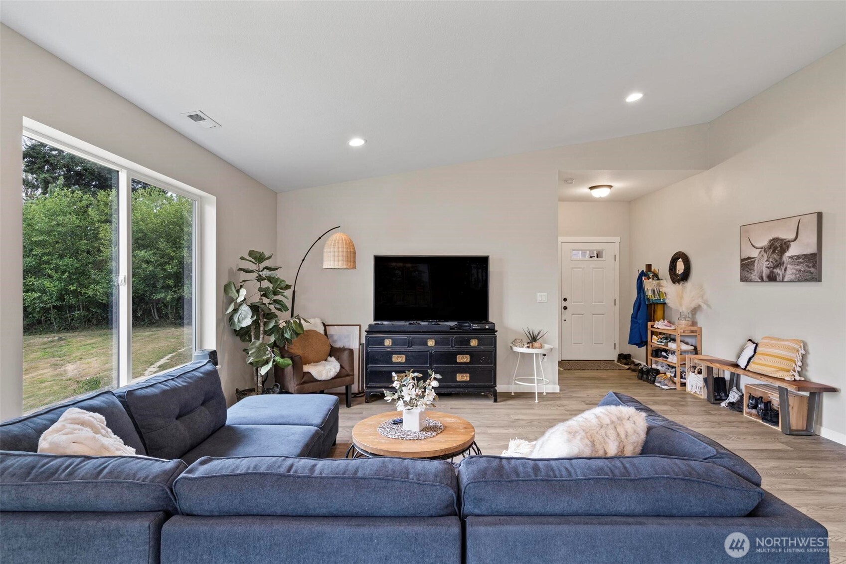 144 38 18 Loop Road , Centralia, WA 98531