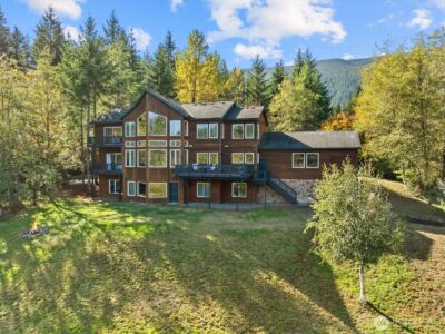 16470 Uplands Way SE, North Bend, WA 98045 - Photo 2