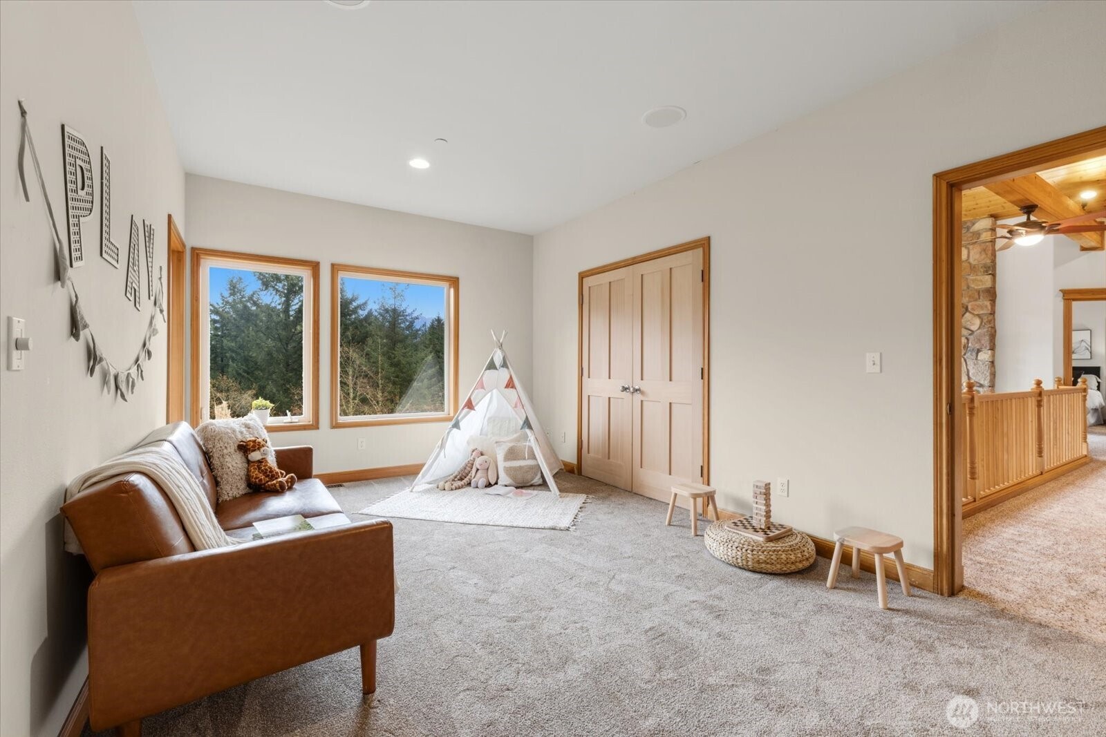 16470 Uplands Way SE, North Bend, WA 98045