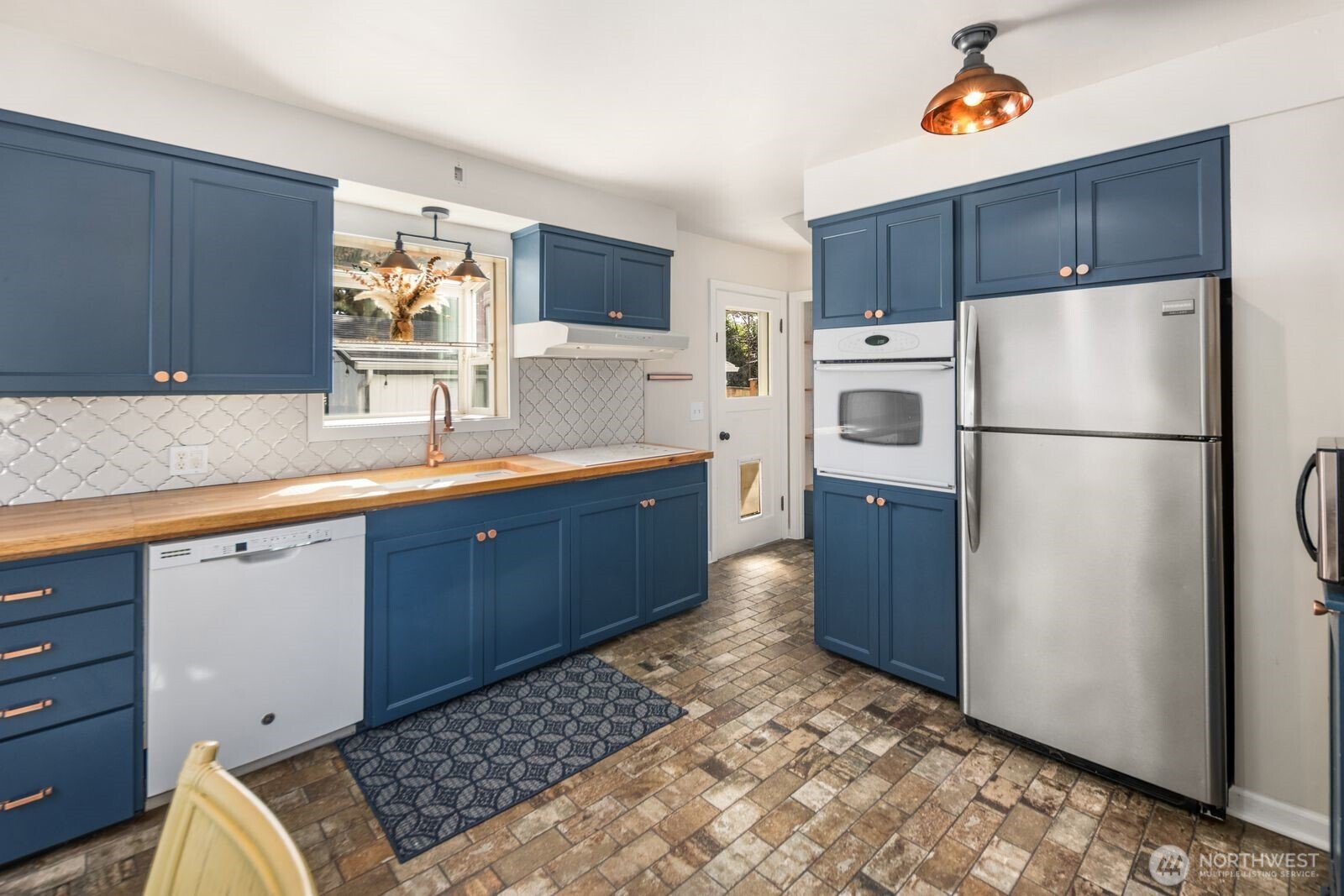 510 State Street , Sumner, WA 98390