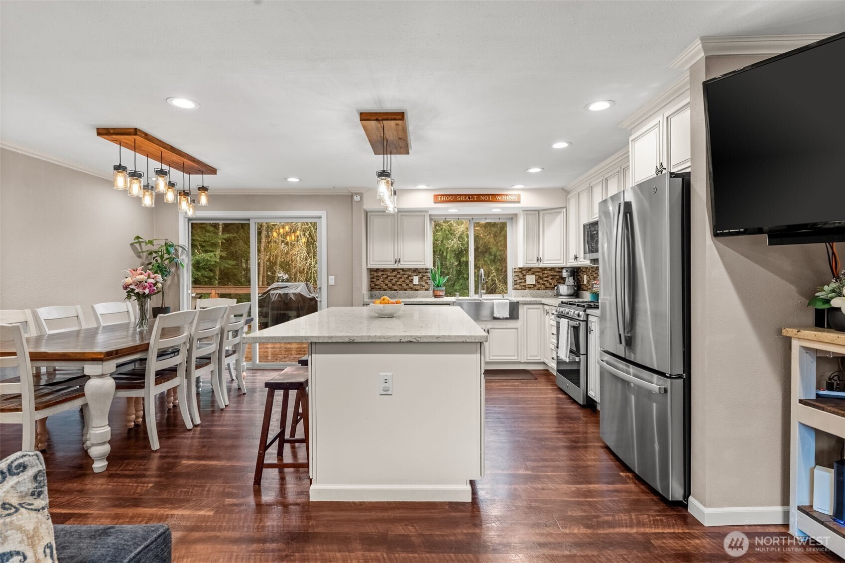 1030 Hillandale Drive E, Port Orchard, WA 98366