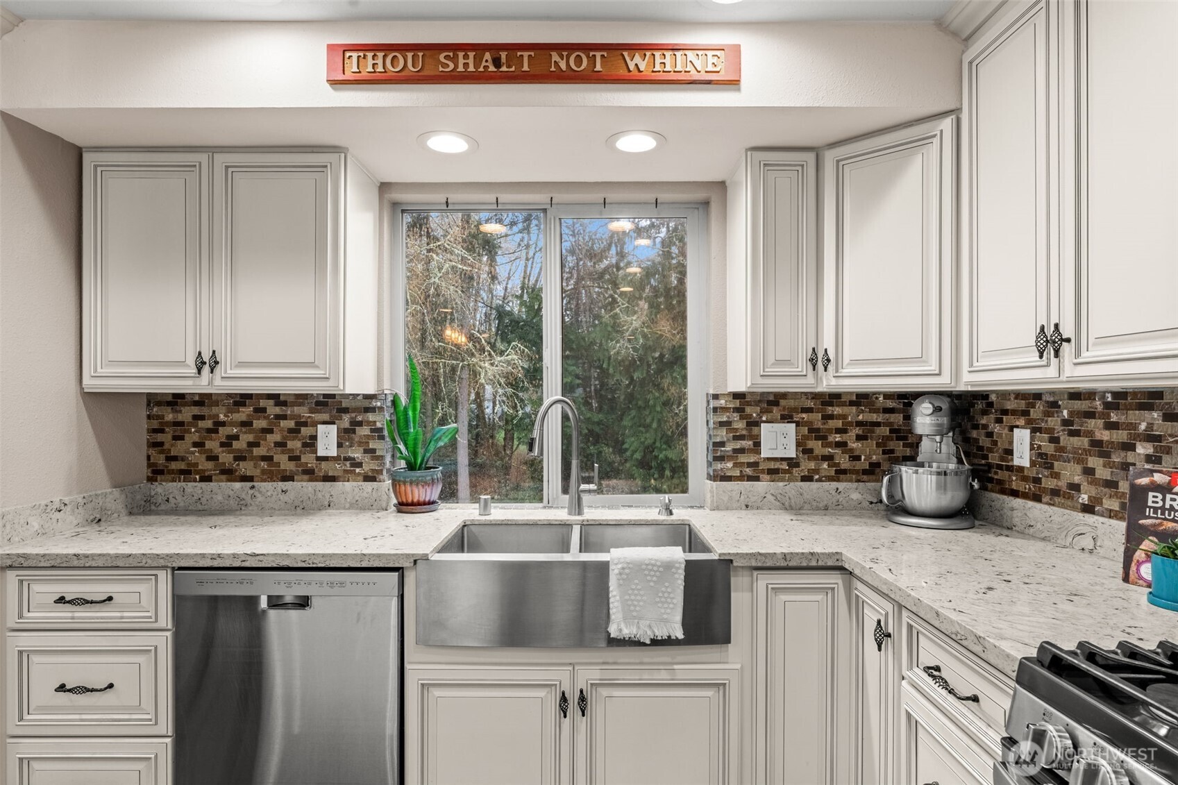 1030 Hillandale Drive E, Port Orchard, WA 98366