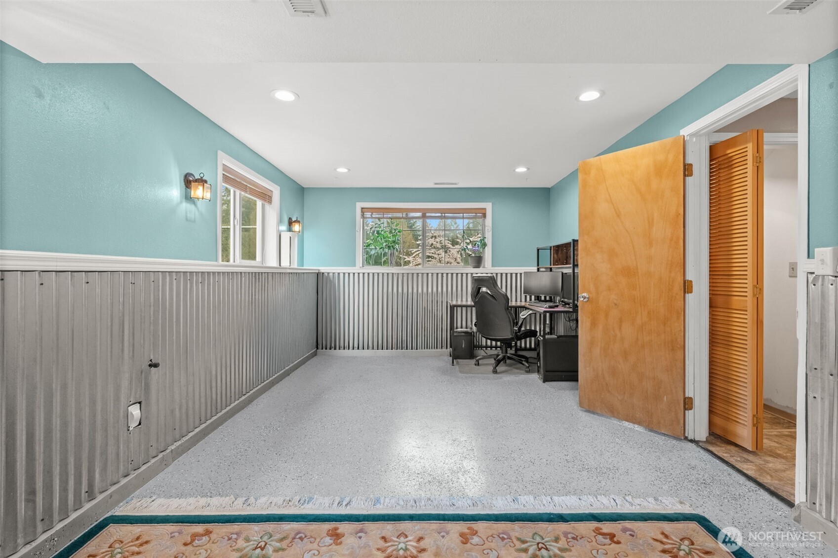 1030 Hillandale Drive E, Port Orchard, WA 98366