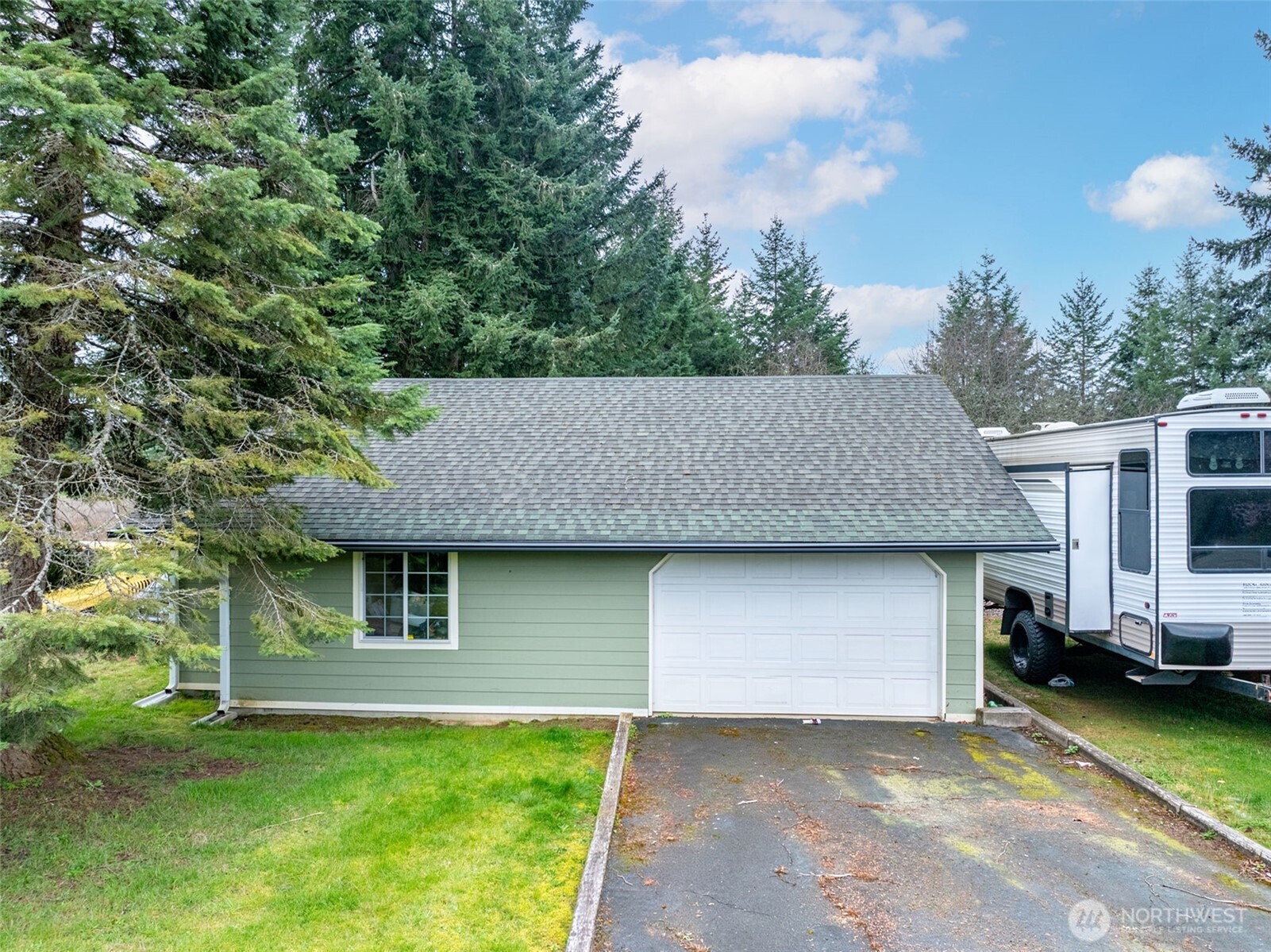 181 John Road , Chehalis, WA 98532