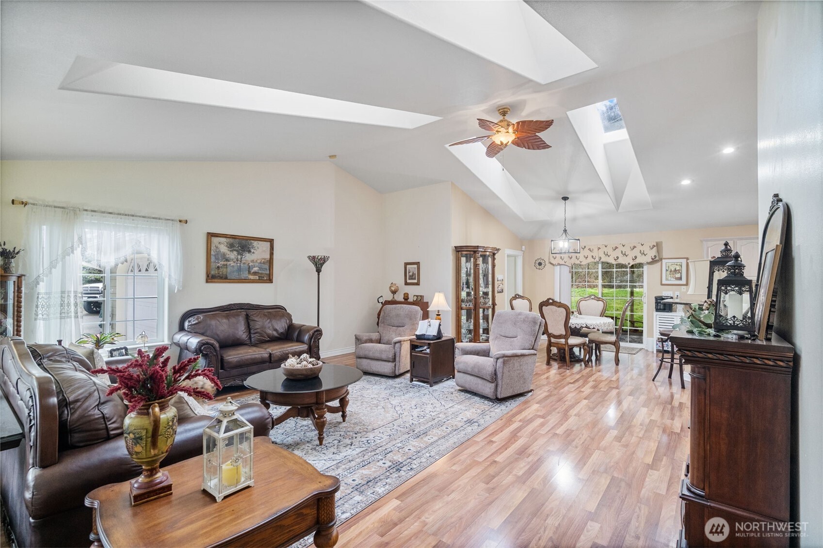 181 John Road , Chehalis, WA 98532