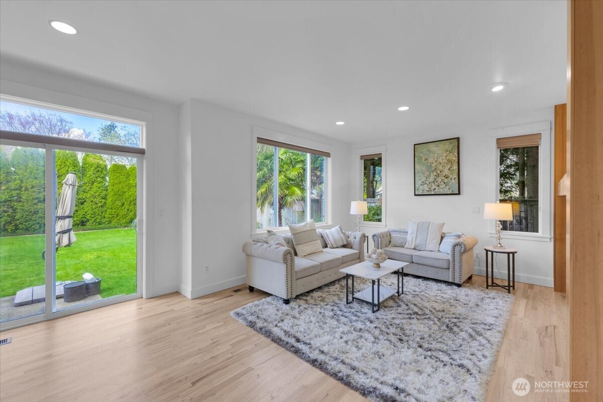 12800 NE 154th Street , Woodinville, WA 98072