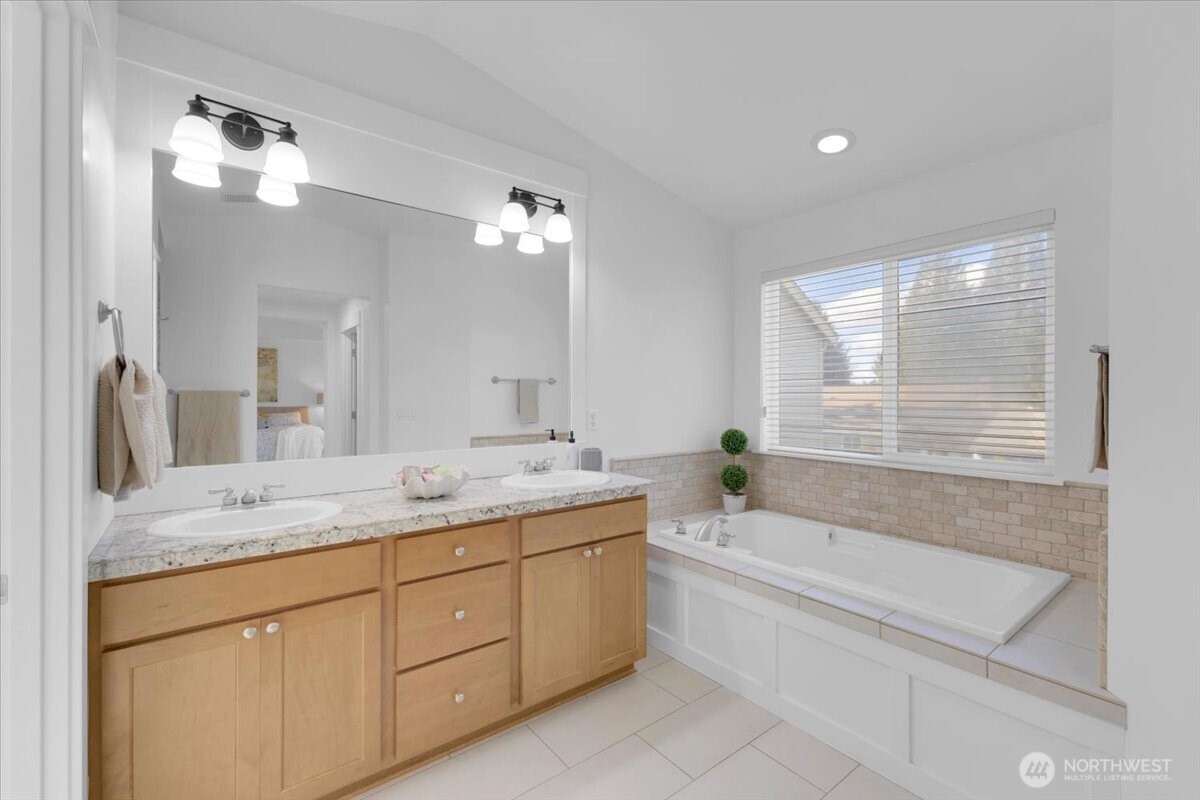 12800 NE 154th Street , Woodinville, WA 98072