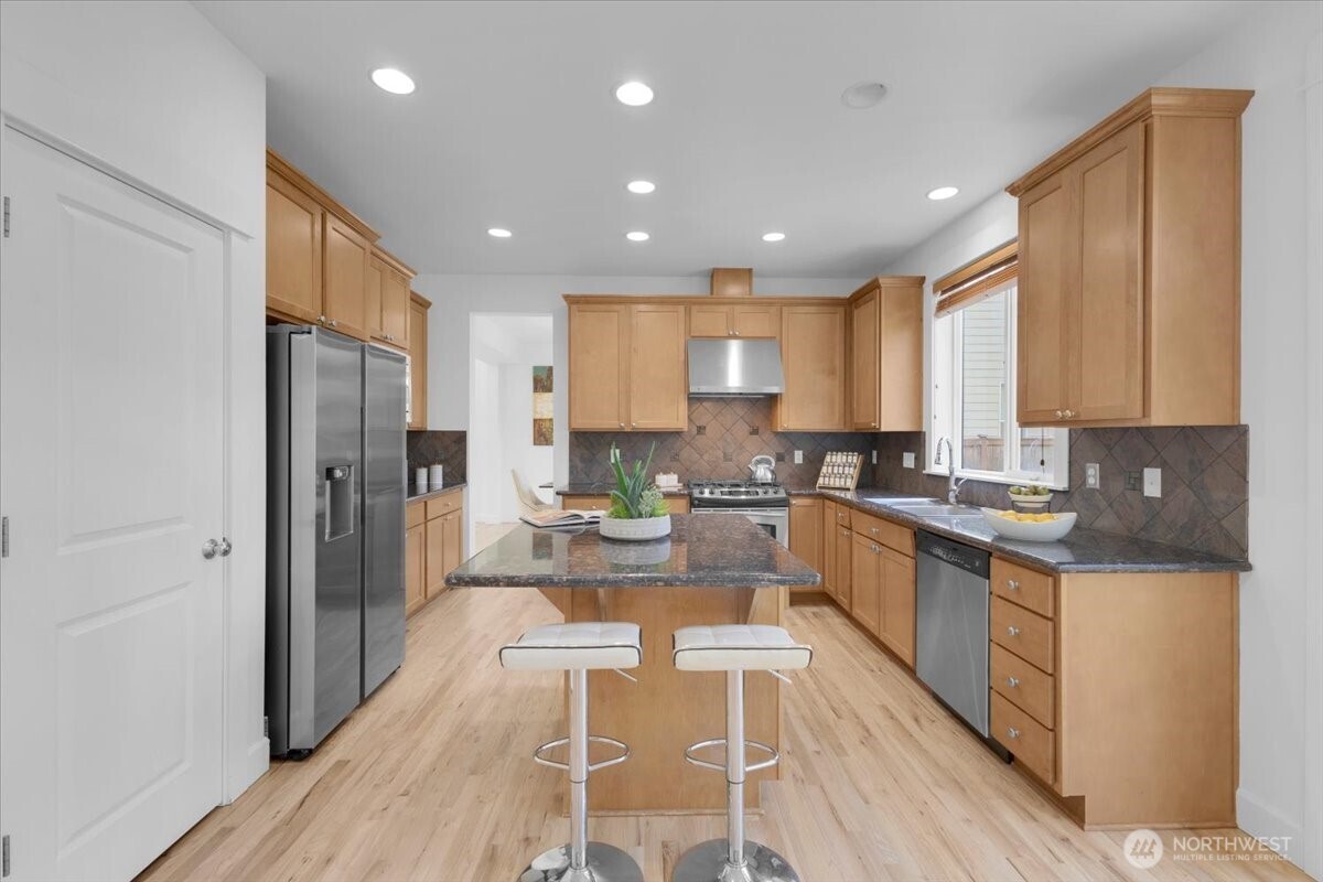 12800 NE 154th Street , Woodinville, WA 98072