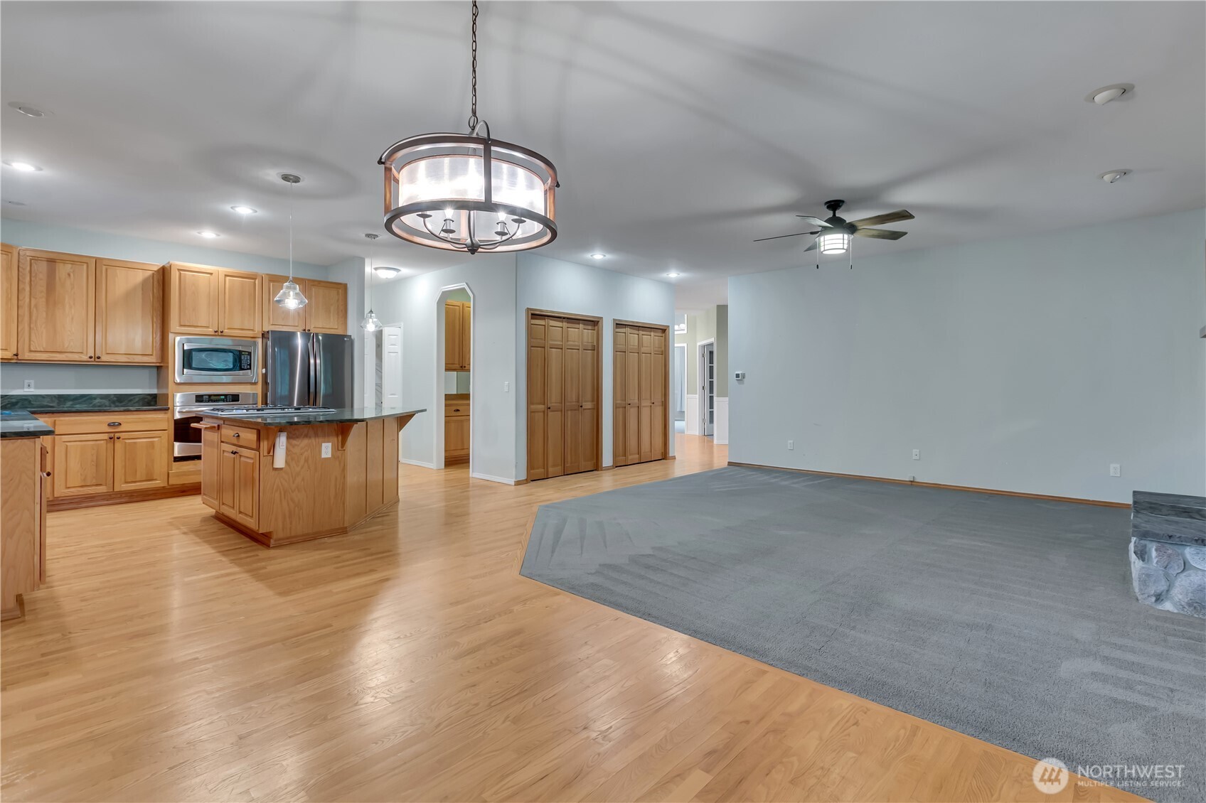 44217 SE Mt Si Road , North Bend, WA 98045