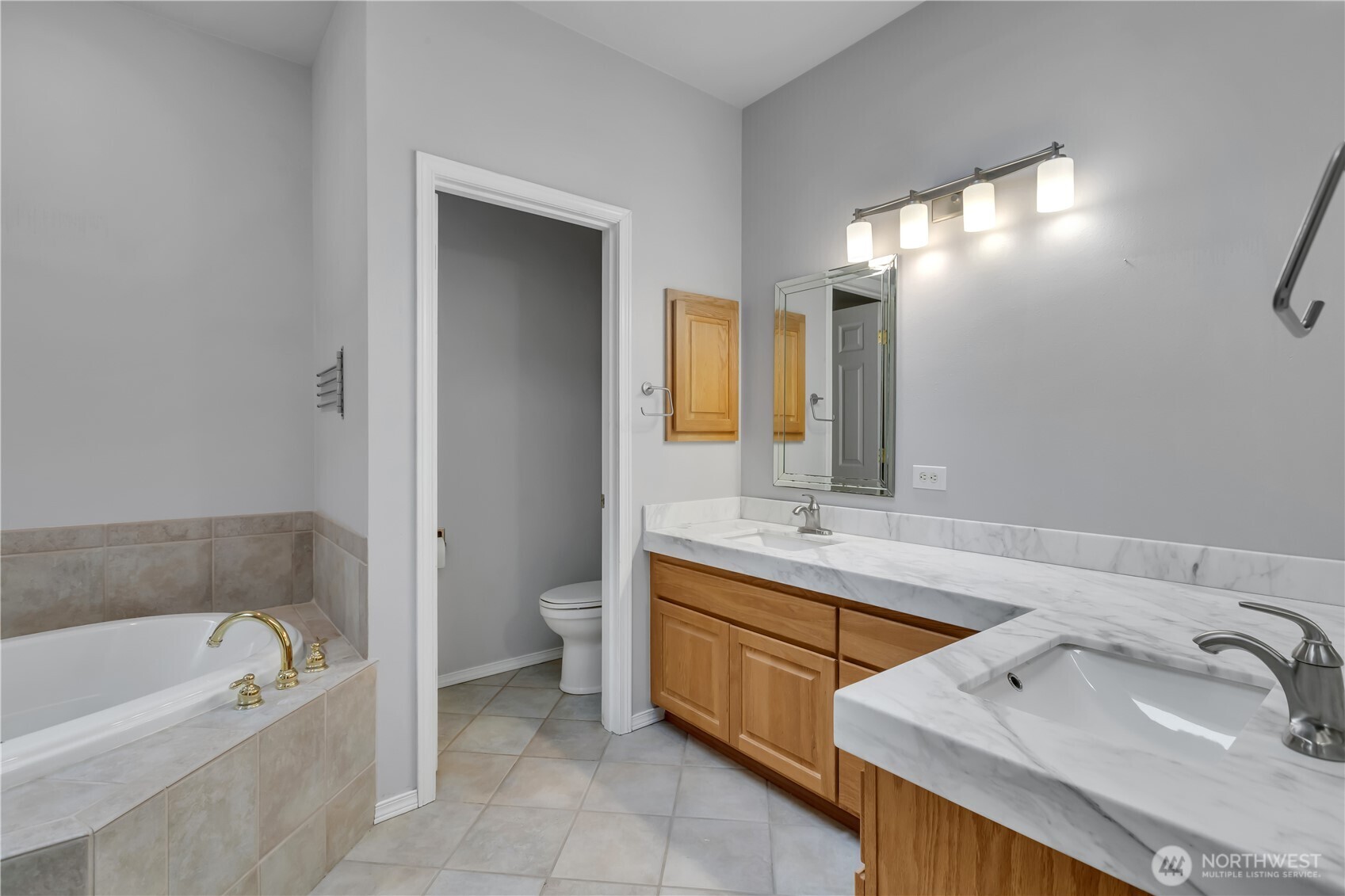 44217 SE Mt Si Road , North Bend, WA 98045