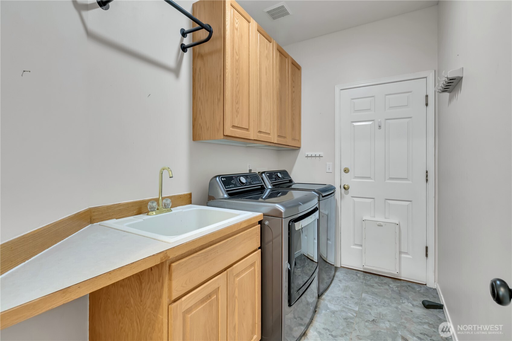 44217 SE Mt Si Road , North Bend, WA 98045