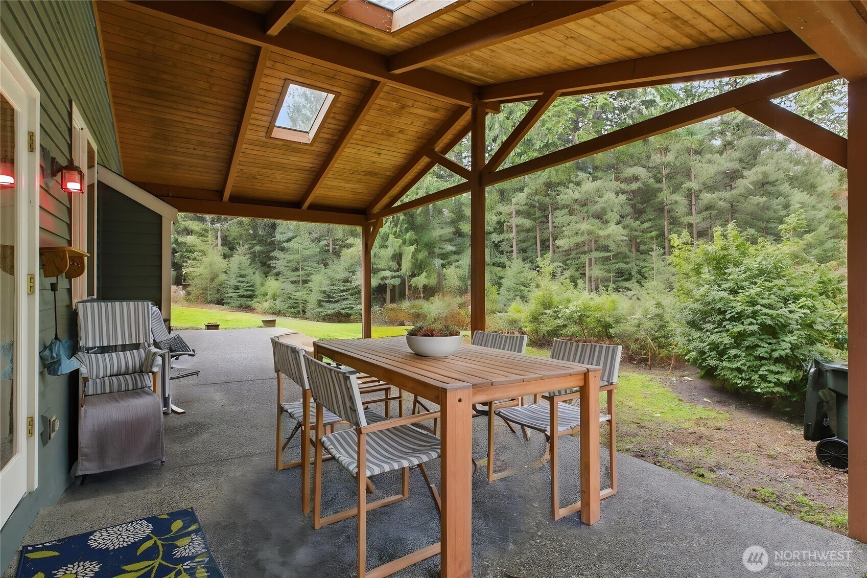 44217 SE Mt Si Road , North Bend, WA 98045