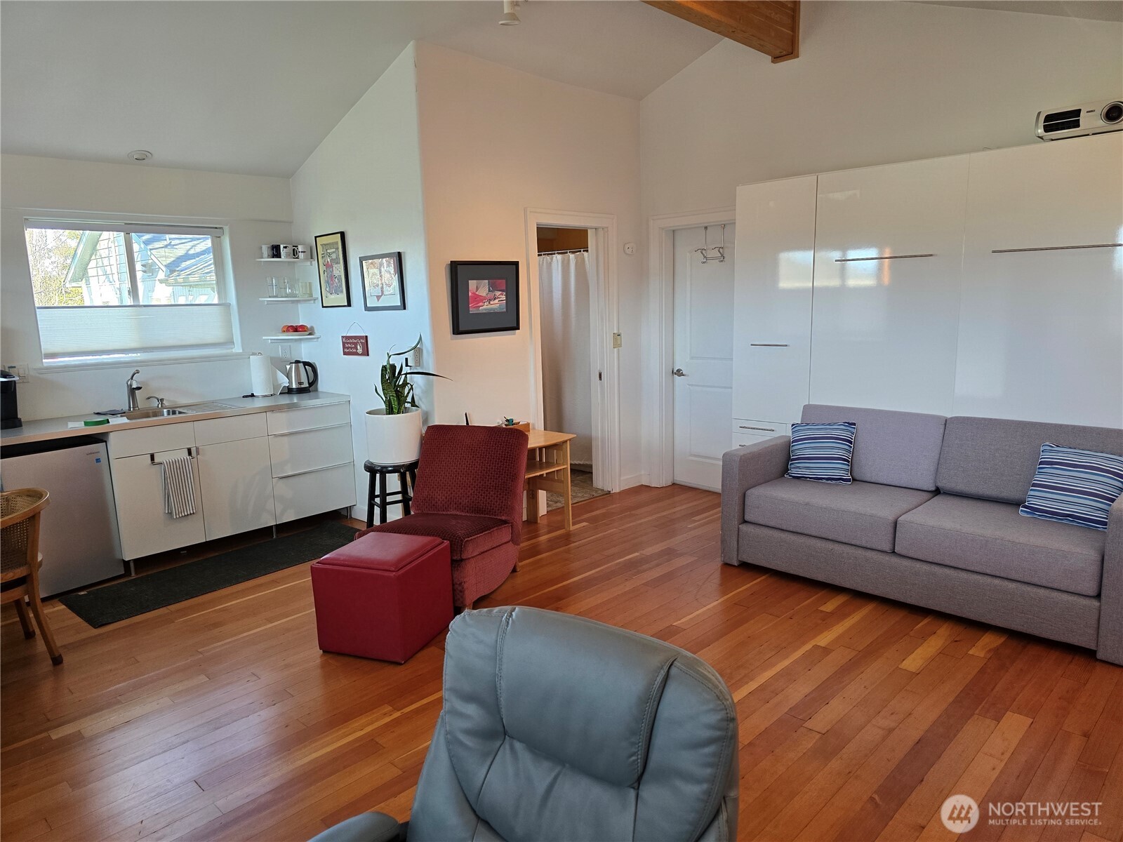 1411 5th Street , Anacortes, WA 98221