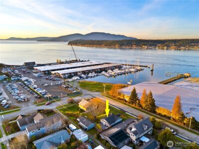 1411 5th Street , Anacortes, WA 98221 - Photo 3