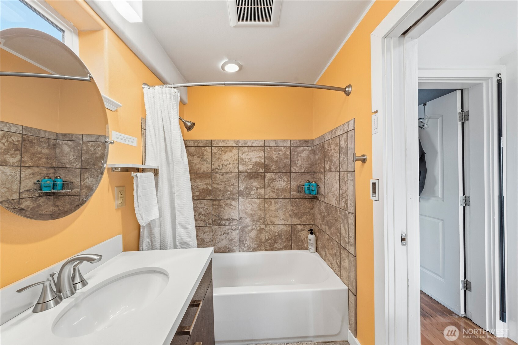 1411 5th Street , Anacortes, WA 98221