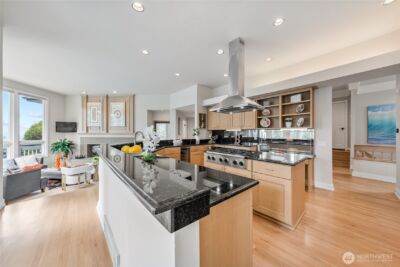 5403 154th Avenue SE, Bellevue, WA 98006 - Photo 9
