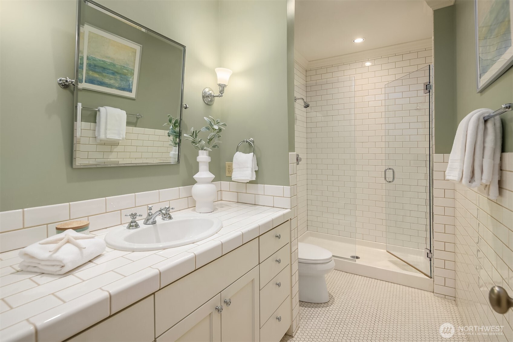 463 39th Avenue E, Seattle, WA 98112