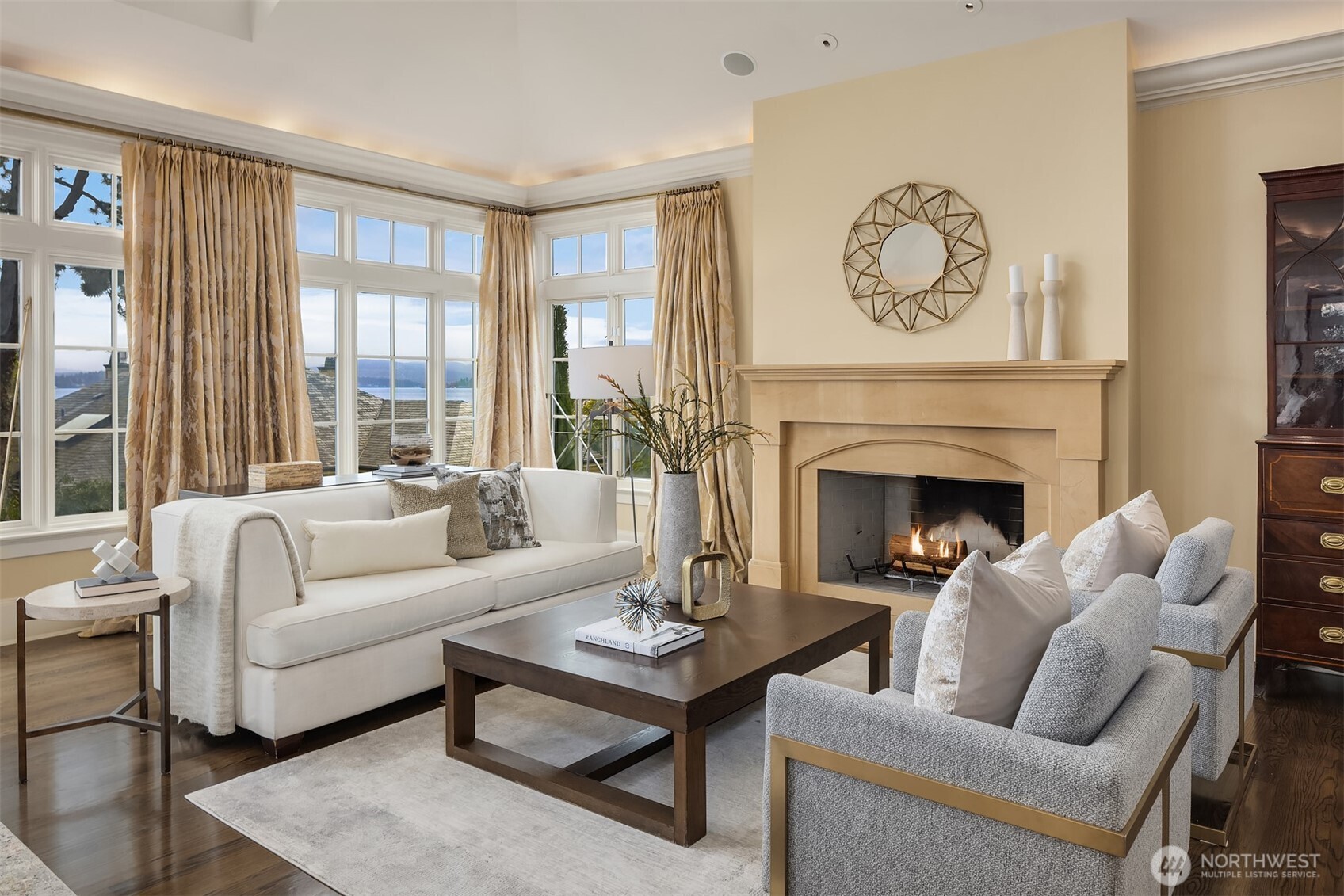 463 39th Avenue E, Seattle, WA 98112