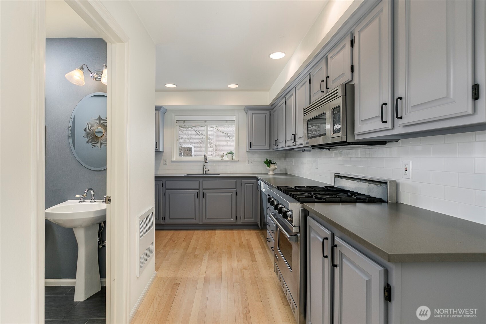 730 N 95th Street , Seattle, WA 98103