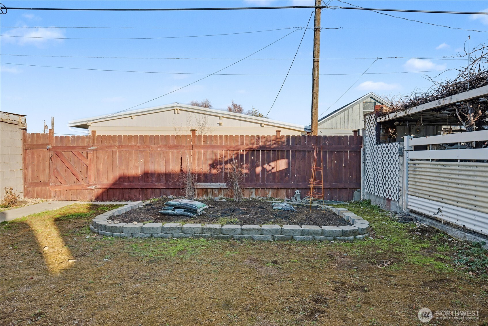 160 G Street NE, Ephrata, WA 98823