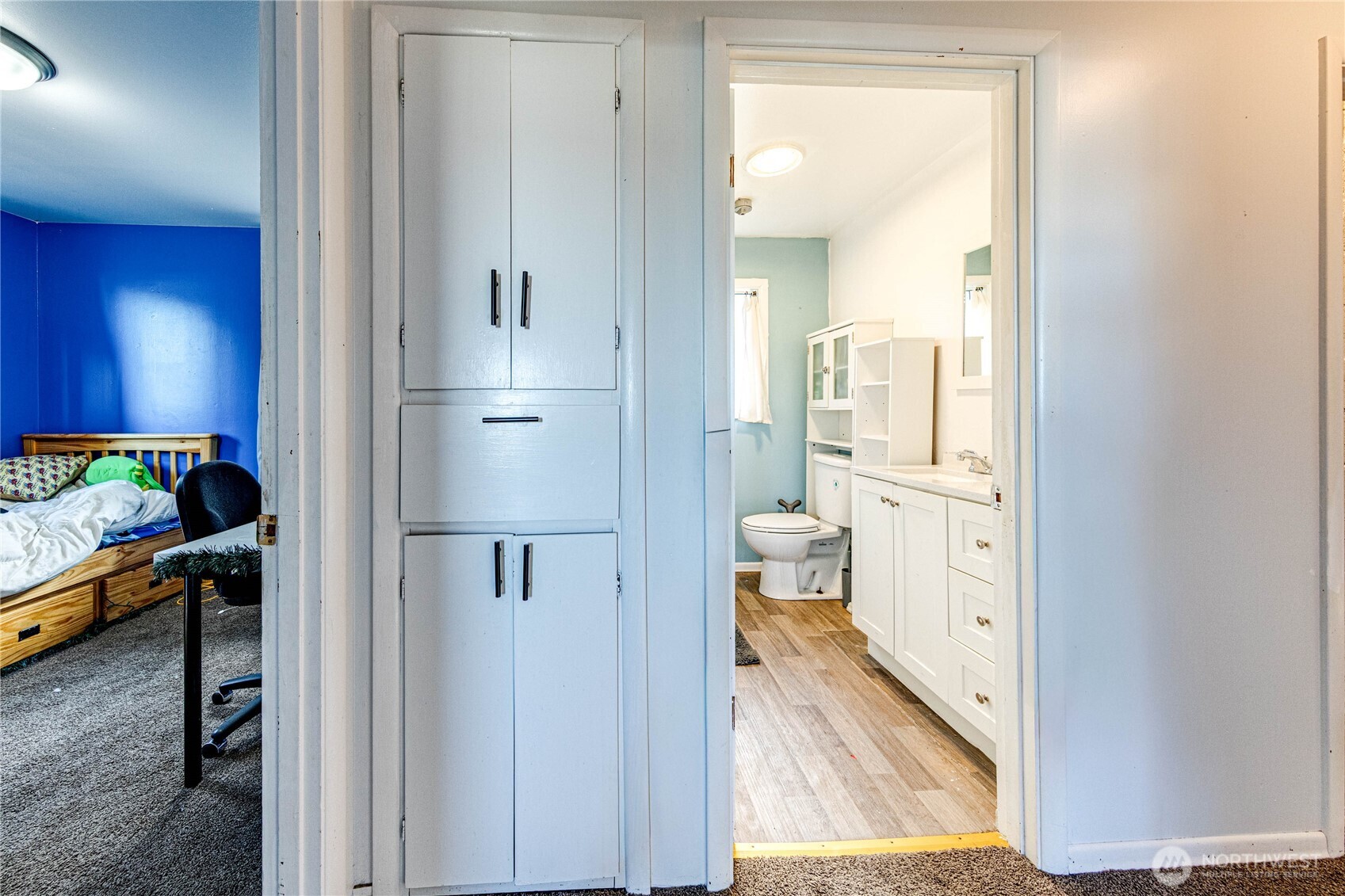 1938 W Highway 101 , Port Angeles, WA 98363