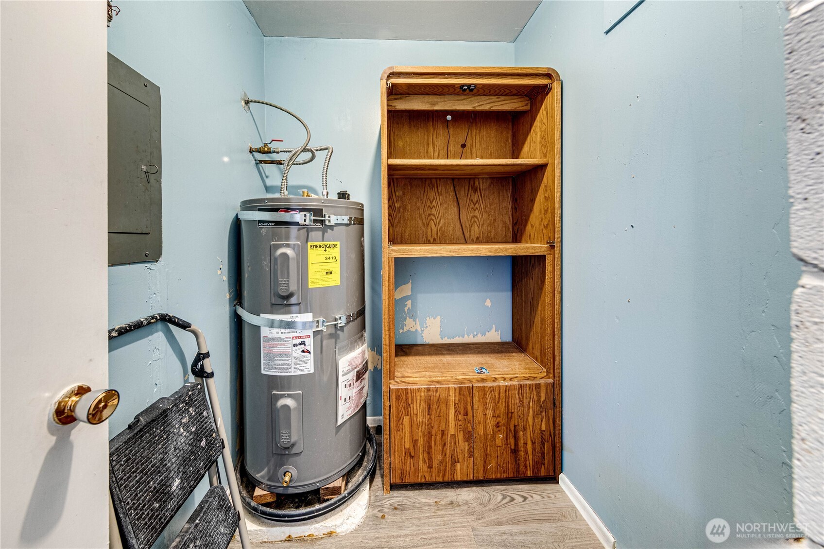 1938 W Highway 101 , Port Angeles, WA 98363