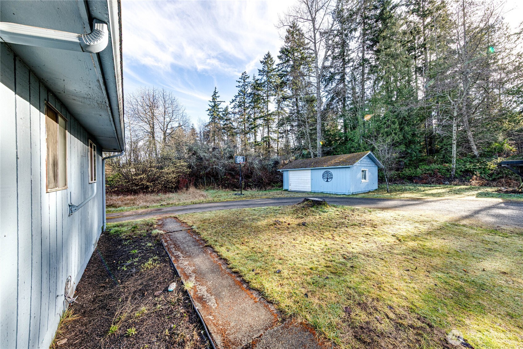 1938 W Highway 101 , Port Angeles, WA 98363