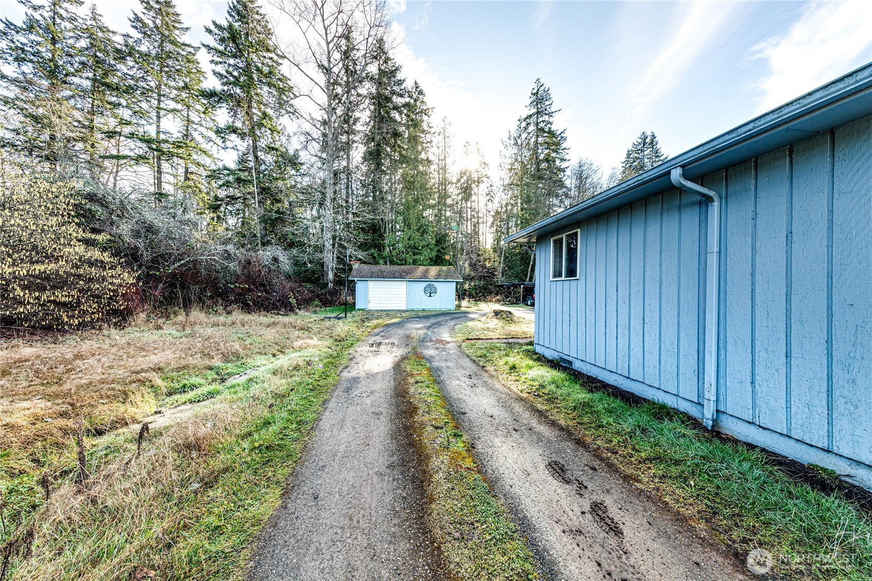 1938 W Highway 101 , Port Angeles, WA 98363