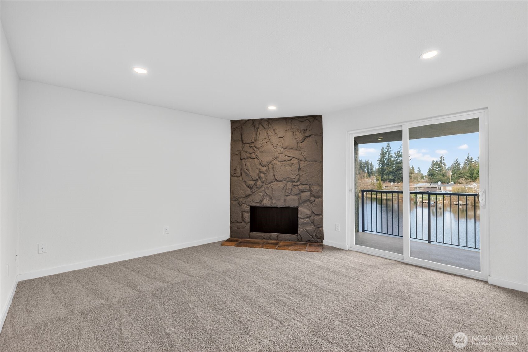 615 75th Street SE #C53, Everett, WA 98203