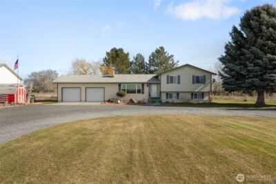 6919 D.5 Road NE, Moses Lake, WA 98837 - Photo 2