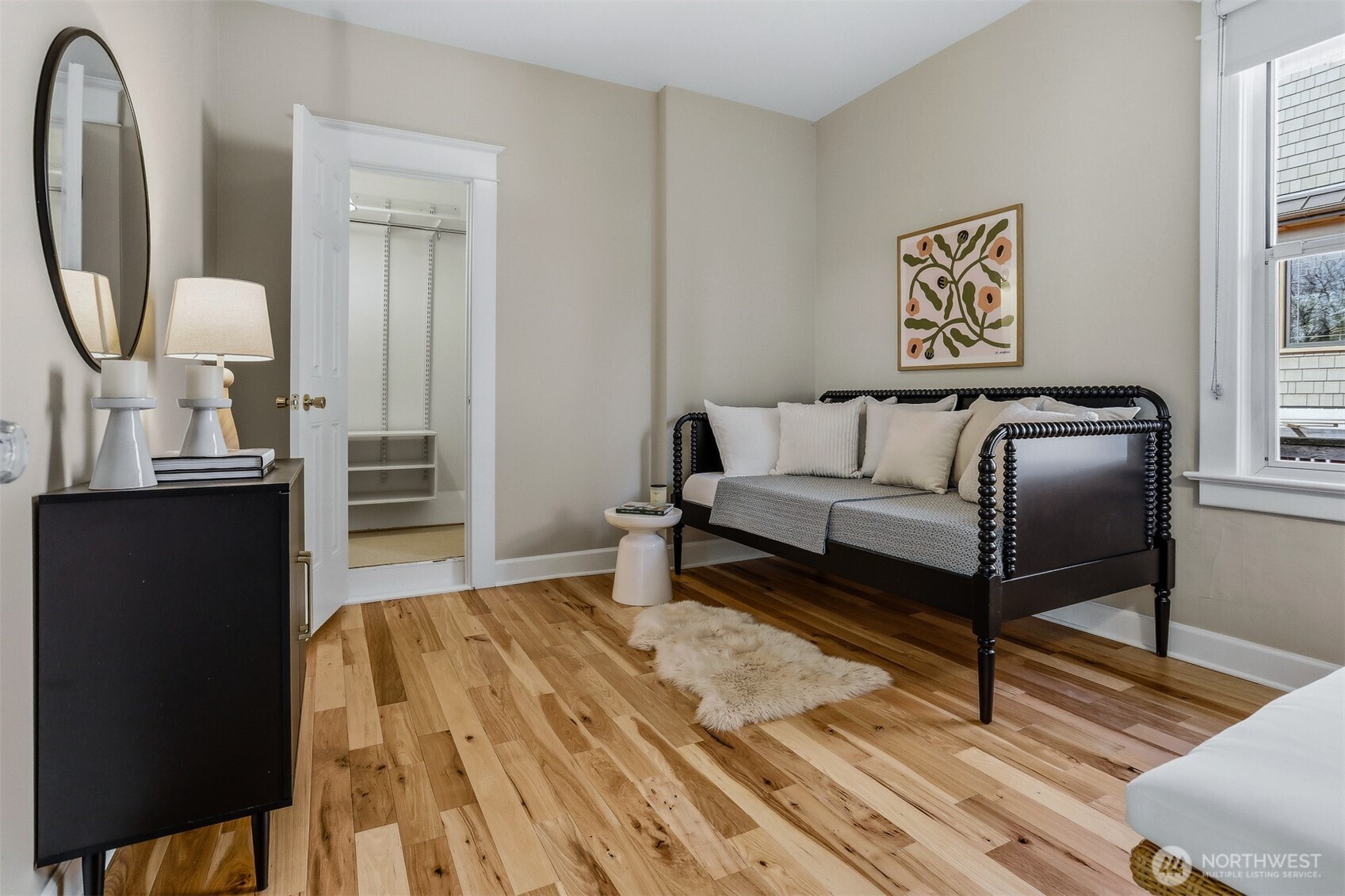 6725 Earl Avenue NW, Seattle, WA 98117