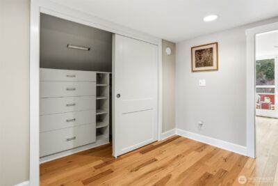 6725 Earl Avenue NW, Seattle, WA 98117 - Photo 24