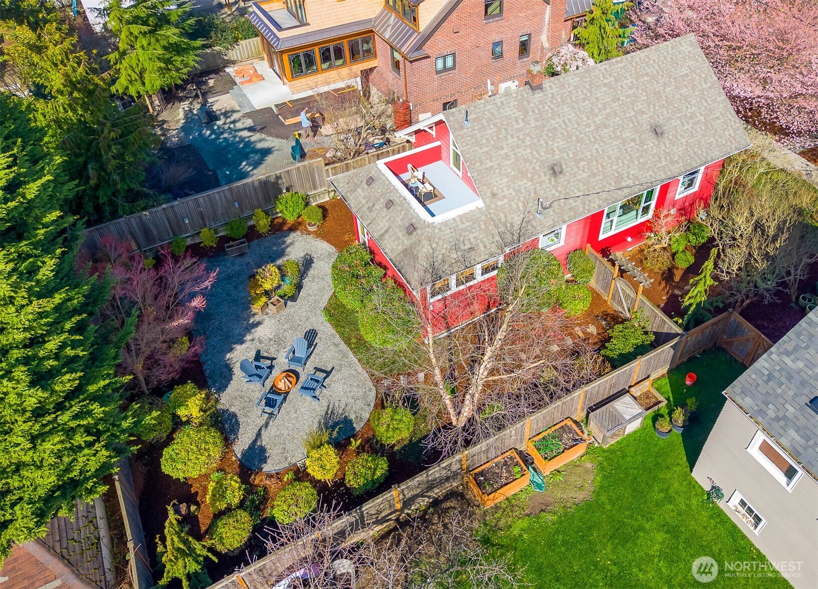 6725 Earl Avenue NW, Seattle, WA 98117