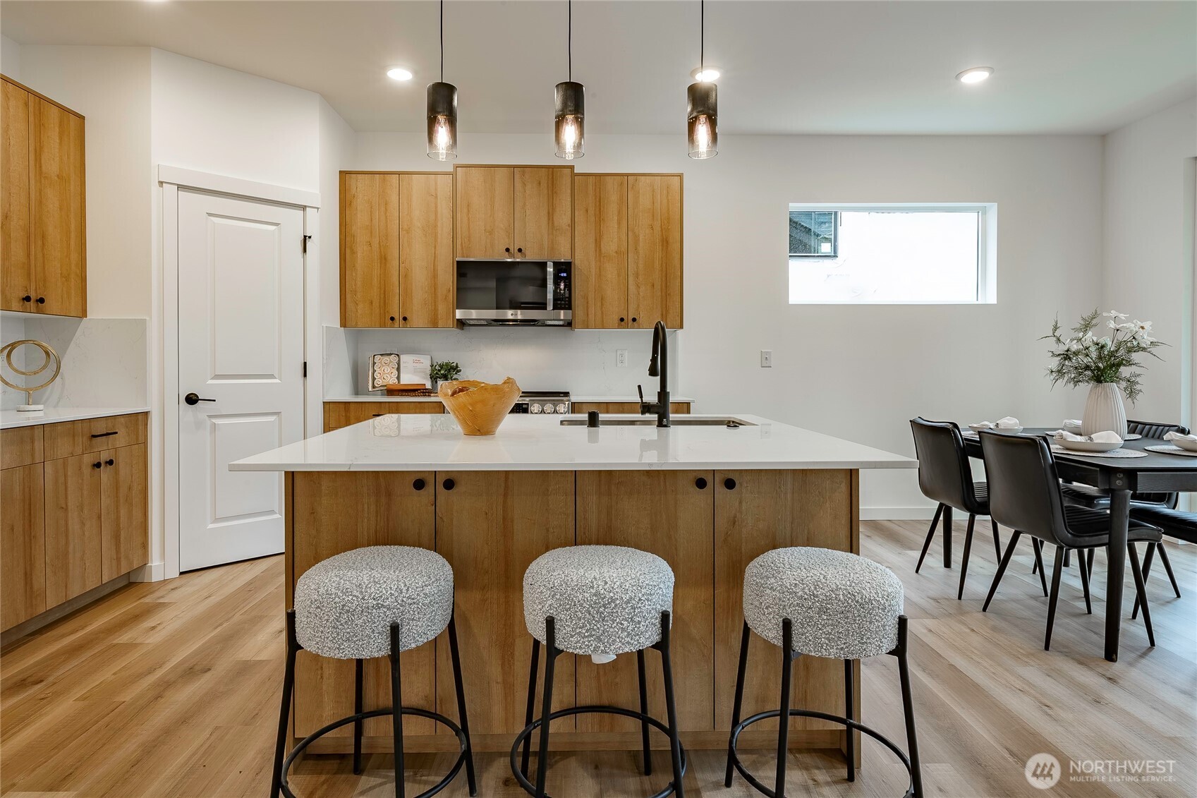 2999 Cedar View Way , Blaine, WA 98230