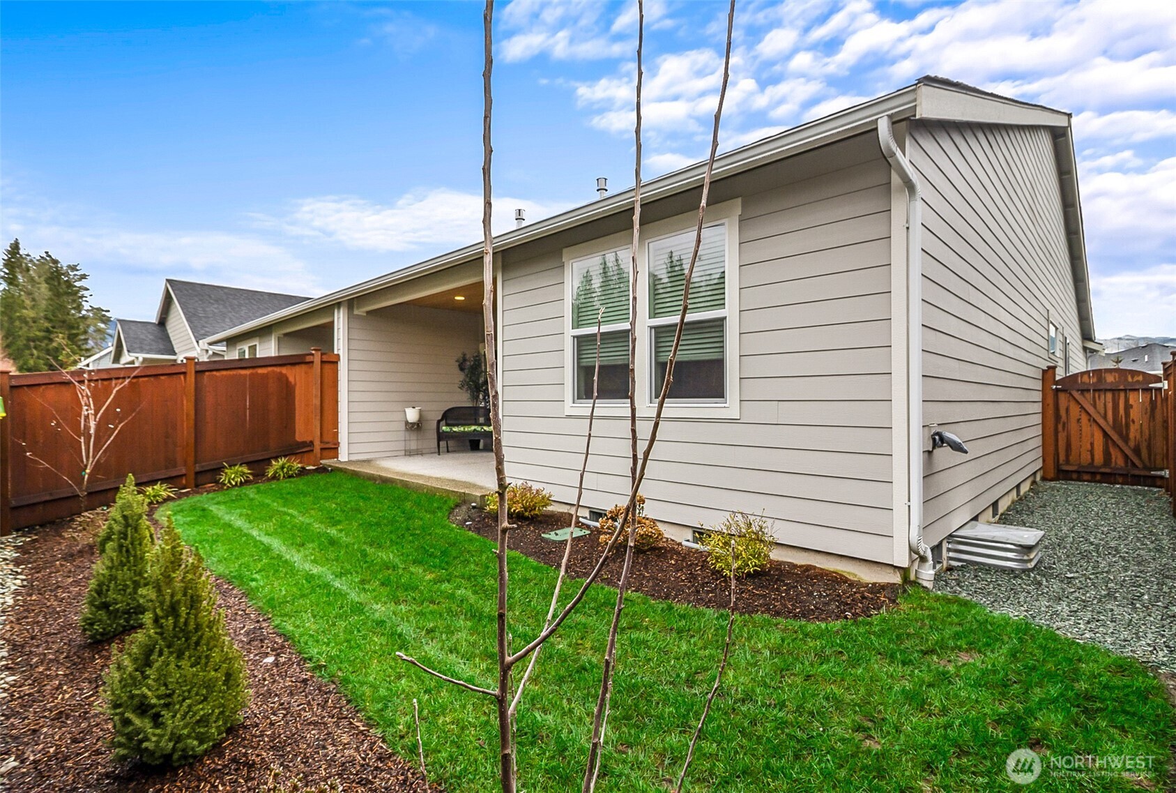 772 Parkland Loop , Sedro Woolley, WA 98284-8474