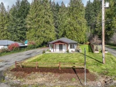 547 Silverbrook Road , Randle, WA 98377 - Photo 2