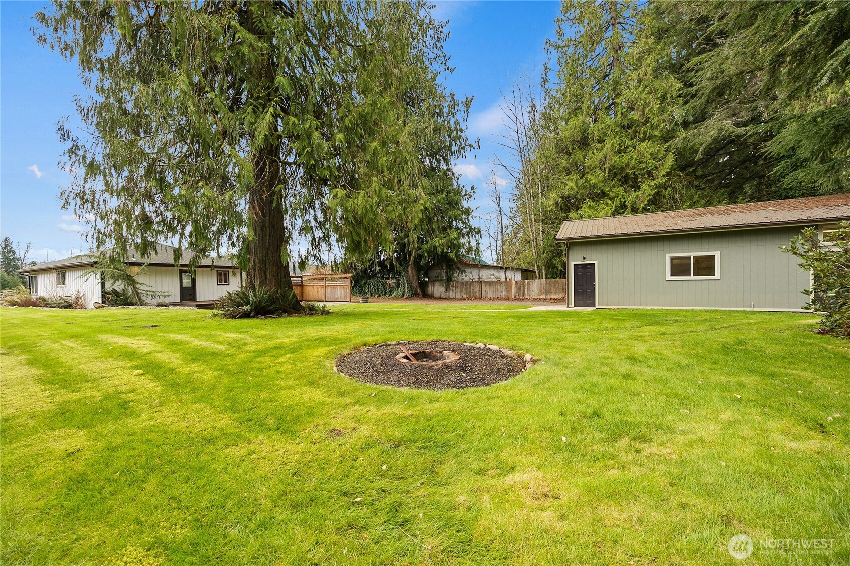547 Silverbrook Road , Randle, WA 98377