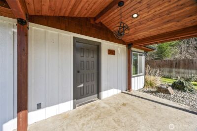 547 Silverbrook Road , Randle, WA 98377 - Photo 4