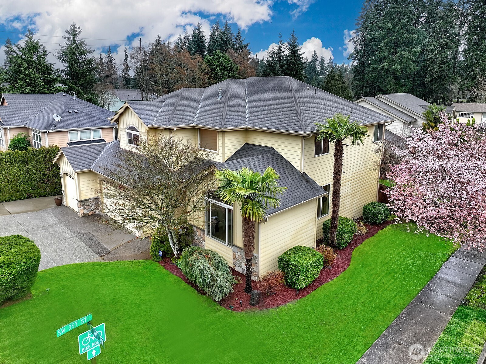35638 8th Avenue SW, Federal Way, WA 98023